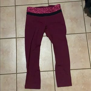 Lululemon crop yoga pants